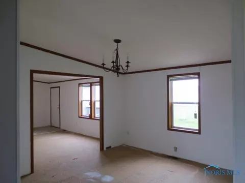 2101 Pear Tree Ln, Delta, OH 43515 photo 7