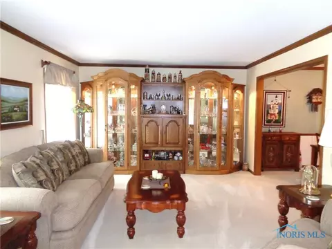 719 Crestview Ave, Bryan, OH 43506 photo 8