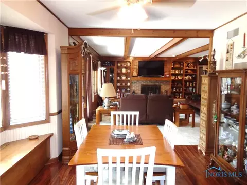 719 Crestview Ave, Bryan, OH 43506 photo 9