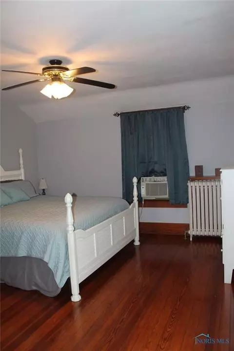 352 E High St, Bryan, OH 43506 photo 12