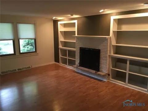 127 Oak Meadows Dr, Bryan, OH 43506 photo 6