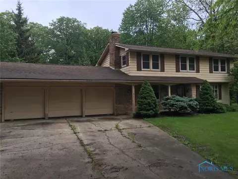 127 Oak Meadows Dr, Bryan, OH 43506 photo 1