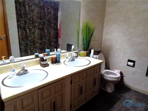 2829 Caldwell Rd, Bradner, OH 43406 photo 5