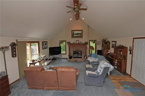 3260 Eber Rd, Monclova, OH 43542 photo 11