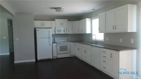 665 Yoder Rd, Curtice, OH 43412 photo 3