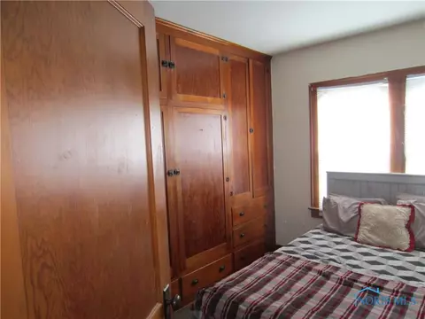 26081 E Broadway Rd, Walbridge, OH 43465 photo 12