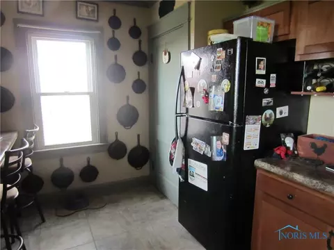 26081 E Broadway Rd, Walbridge, OH 43465 photo 10