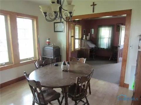 26081 E Broadway Rd, Walbridge, OH 43465 photo 11