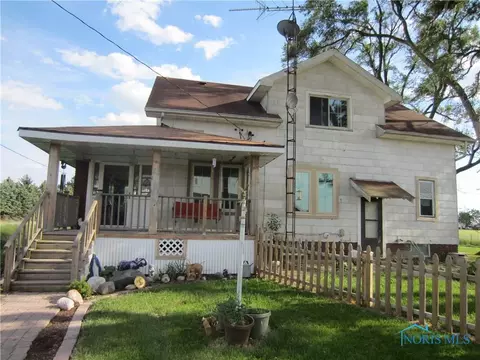 26081 E Broadway Rd, Walbridge, OH 43465 photo 2