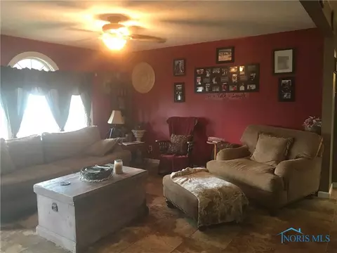 838 Tom Tim Dr, Paulding, OH 45879 photo 2