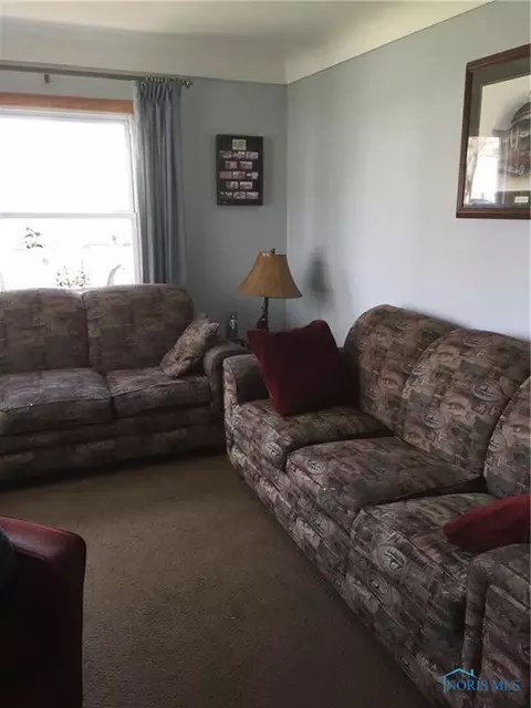 923 Scott St, Maumee, OH 43537 photo 3