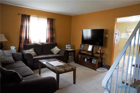 2627 Edgar St, Toledo, OH 43613 photo 6