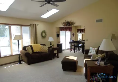 233 Town Line Rd, Bryan, OH 43506 photo 4