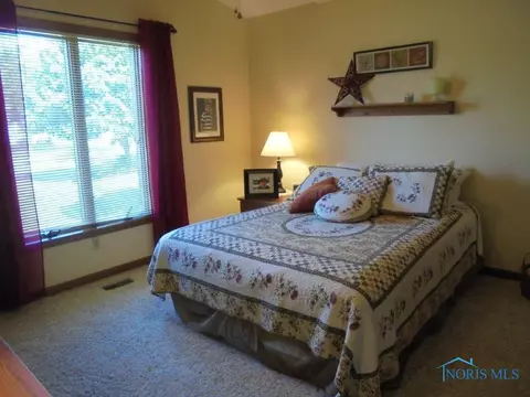 233 Town Line Rd, Bryan, OH 43506 photo 12
