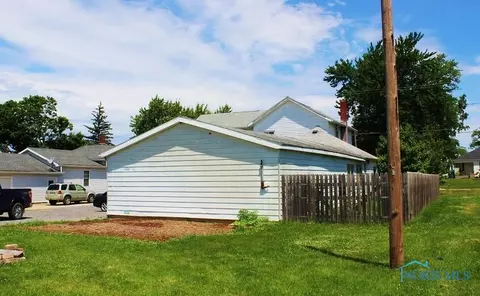 408 E Indiana St, Edon, OH 43518 photo 4