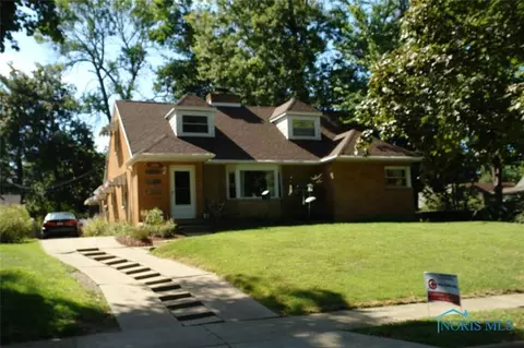 2015 Richmond Rd, Toledo, OH 43607 photo 2