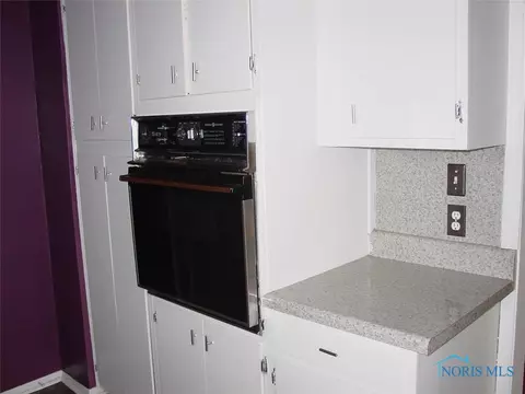411 Parkview Ave, Bryan, OH 43506 photo 4