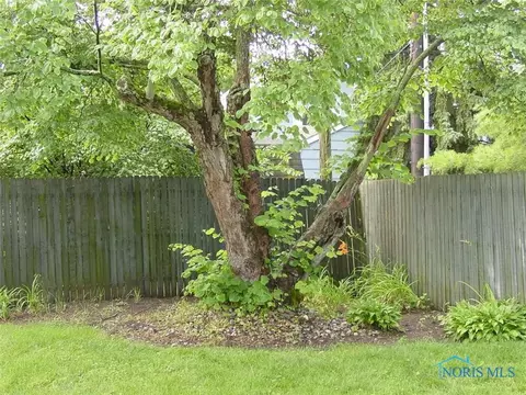 411 Parkview Ave, Bryan, OH 43506 photo 20