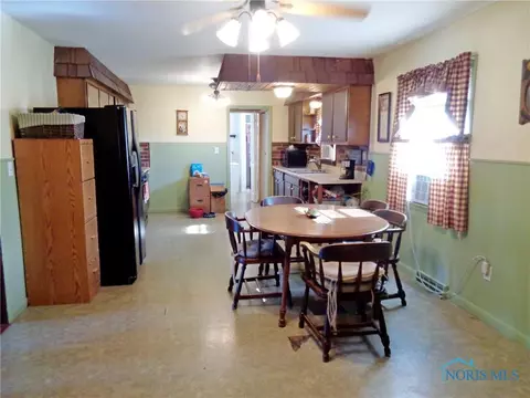 330 S Watson St, Wayne, OH 43466 photo 8