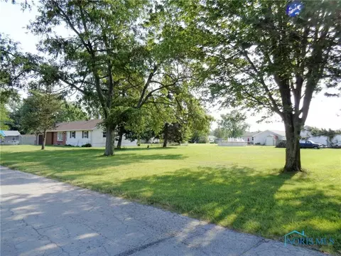 330 S Watson St, Wayne, OH 43466 photo 4