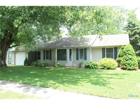 1008 Willmoore Cir, Bryan, OH 43506 photo 1