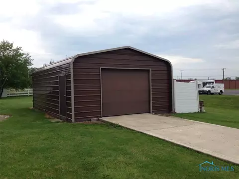 1117 Clover Rd, Bryan, OH 43506 photo 9