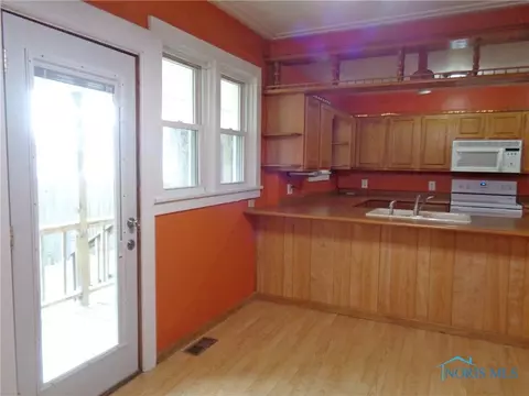 117 Maple St, Wayne, OH 43466 photo 6