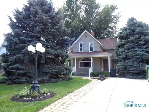 117 Maple St, Wayne, OH 43466 photo 1