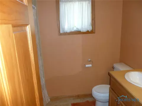 2367 Valeway Dr, Toledo, OH 43613 photo 12