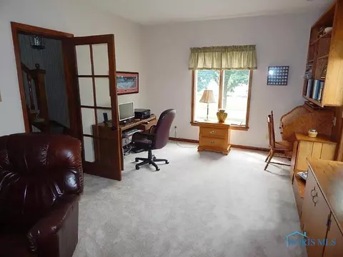 237 E Oak St, Wauseon, OH 43567 photo 13