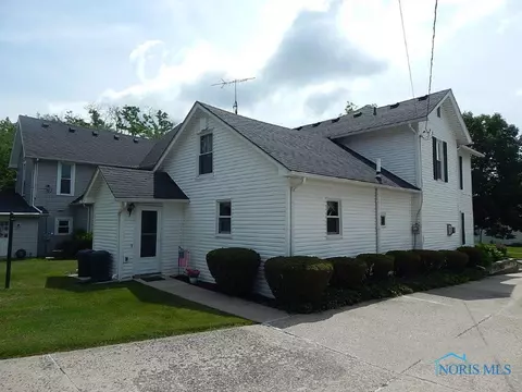 237 E Oak St, Wauseon, OH 43567 photo 21
