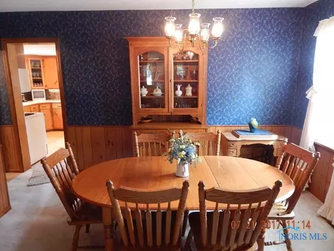 237 E Oak St, Wauseon, OH 43567 photo 12