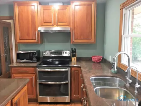2861 Ayers Rd, Millbury, OH 43447 photo 18