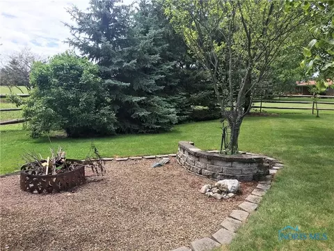 2861 Ayers Rd, Millbury, OH 43447 photo 32