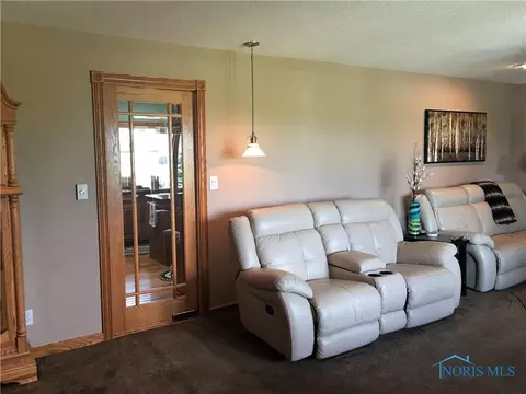 2861 Ayers Rd, Millbury, OH 43447 photo 11