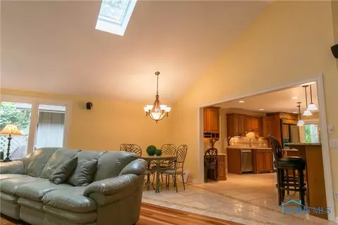 7500 Coder Rd, Maumee, OH 43537 photo 15