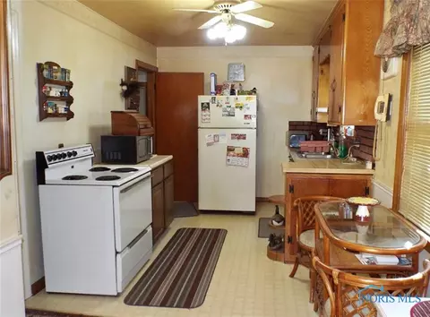 2129 Marlow Rd, Toledo, OH 43613 photo 6