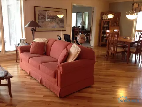 926 Cardinal Dr, Bryan, OH 43506 photo 4