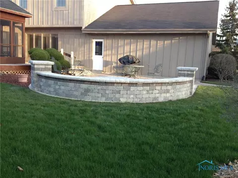 926 Cardinal Dr, Bryan, OH 43506 photo 2