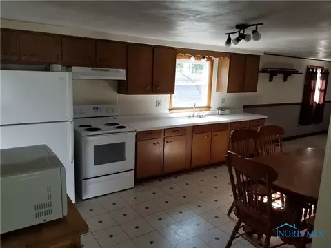 833 Tom Tim Dr, Paulding, OH 45879 photo 2