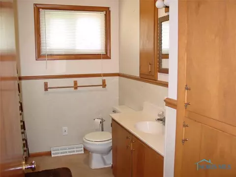 113 Robrock St, Bryan, OH 43506 photo 8