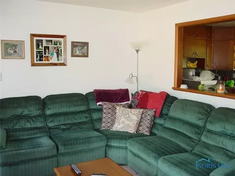 113 Robrock St, Bryan, OH 43506 photo 7