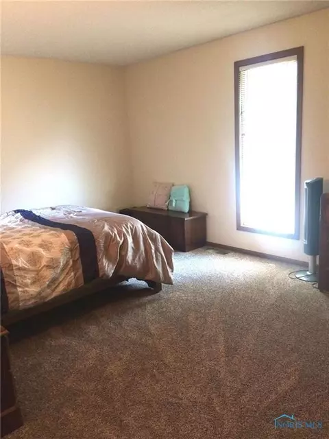 228 Lakeview Dr, Bryan, OH 43506 photo 11