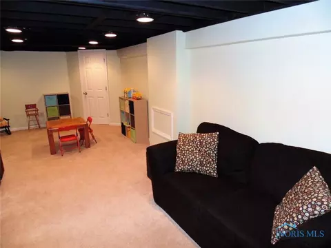 605 E William St, Maumee, OH 43537 photo 21