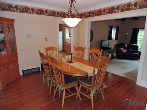 605 E William St, Maumee, OH 43537 photo 13