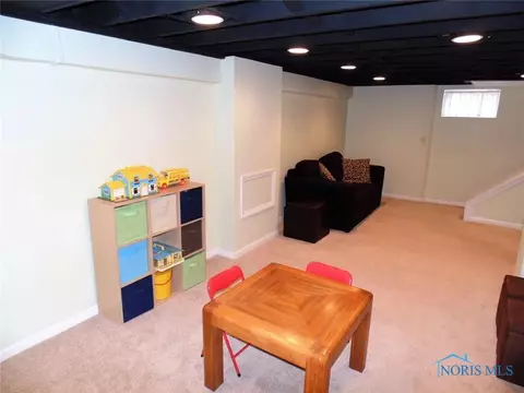 605 E William St, Maumee, OH 43537 photo 23