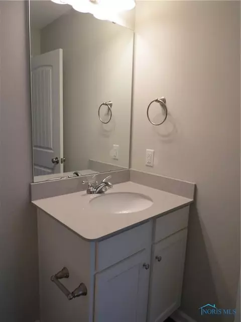 6569 Wesley Dr, Walbridge, OH 43465 photo 6