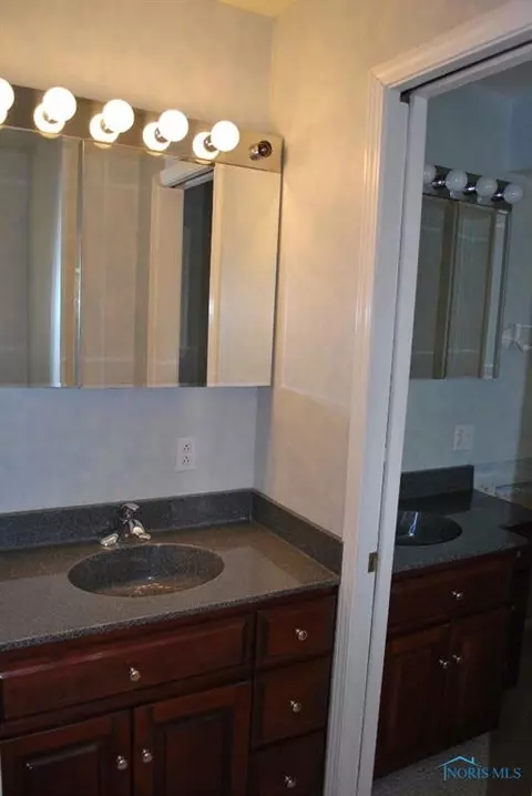355 E Superior St, Wauseon, OH 43567 photo 26