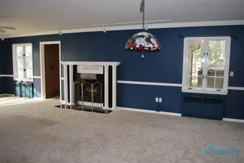 355 E Superior St, Wauseon, OH 43567 photo 10