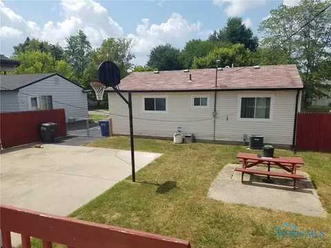 127 Bloomfield Ave, Toledo, OH 43607 photo 4
